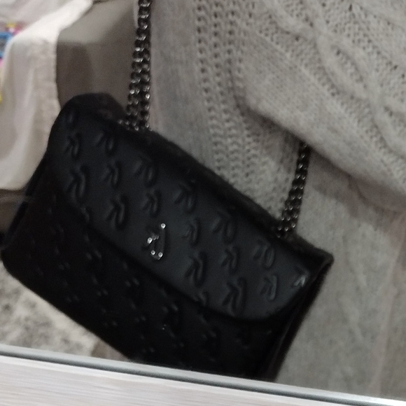 Glam-Aholic Lifestyle Medium Monogram Flap bag - Picture 6 of 6